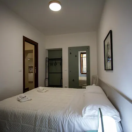 Arco Dei Pittori- Affitti Brevi Italia Apartman *